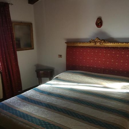 Casetta Verde ξενώνας Vaiano  Δωμάτιο φωτογραφία
